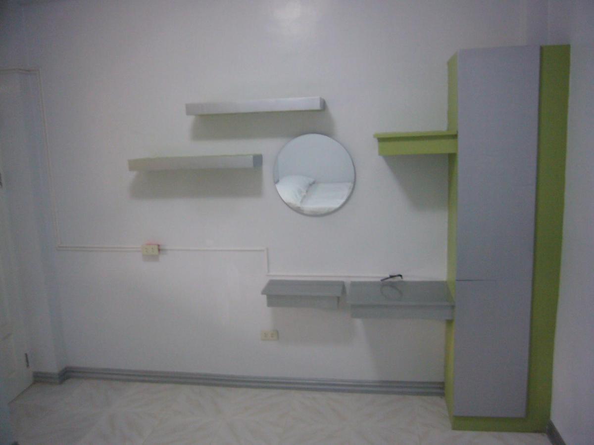Bambooze Hauz Hotel Balabag  Bilik gambar